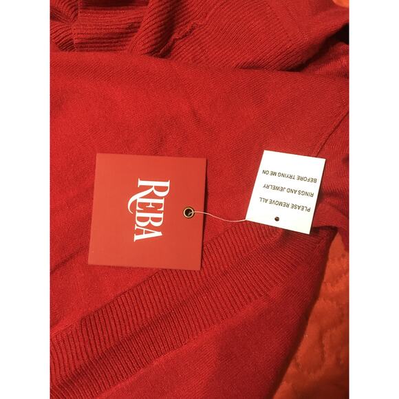 NWT Reba Large Red Turtleneck Sweater Ribbed Side Hem & Cowell Neck Side Slits - Picture 3 of 6